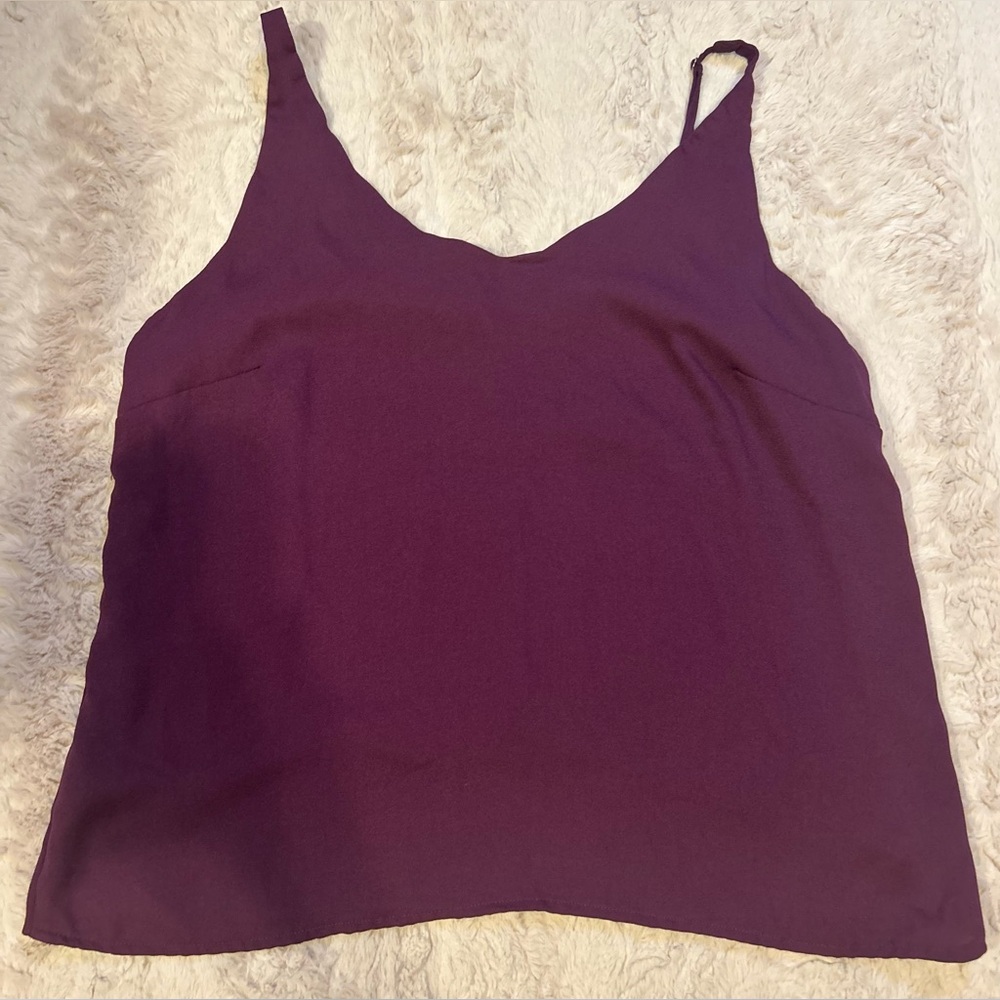 Size L sleeveless tank • a new day